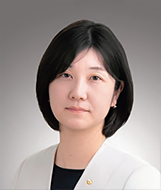 宮林綾子の画像